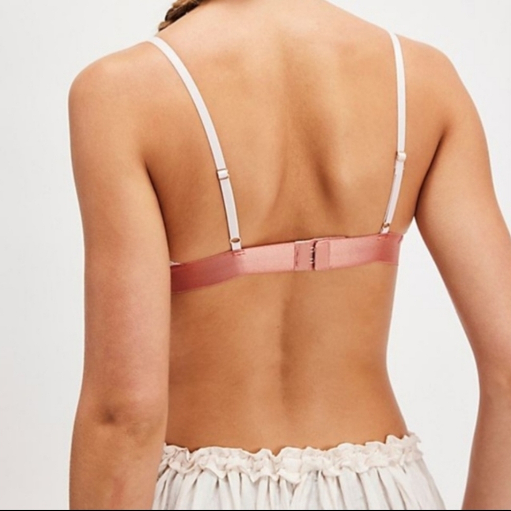 🌷FREE PEOPLE IN TIME SCOOP BRALETTE SIZE S - Picture 4 of 8